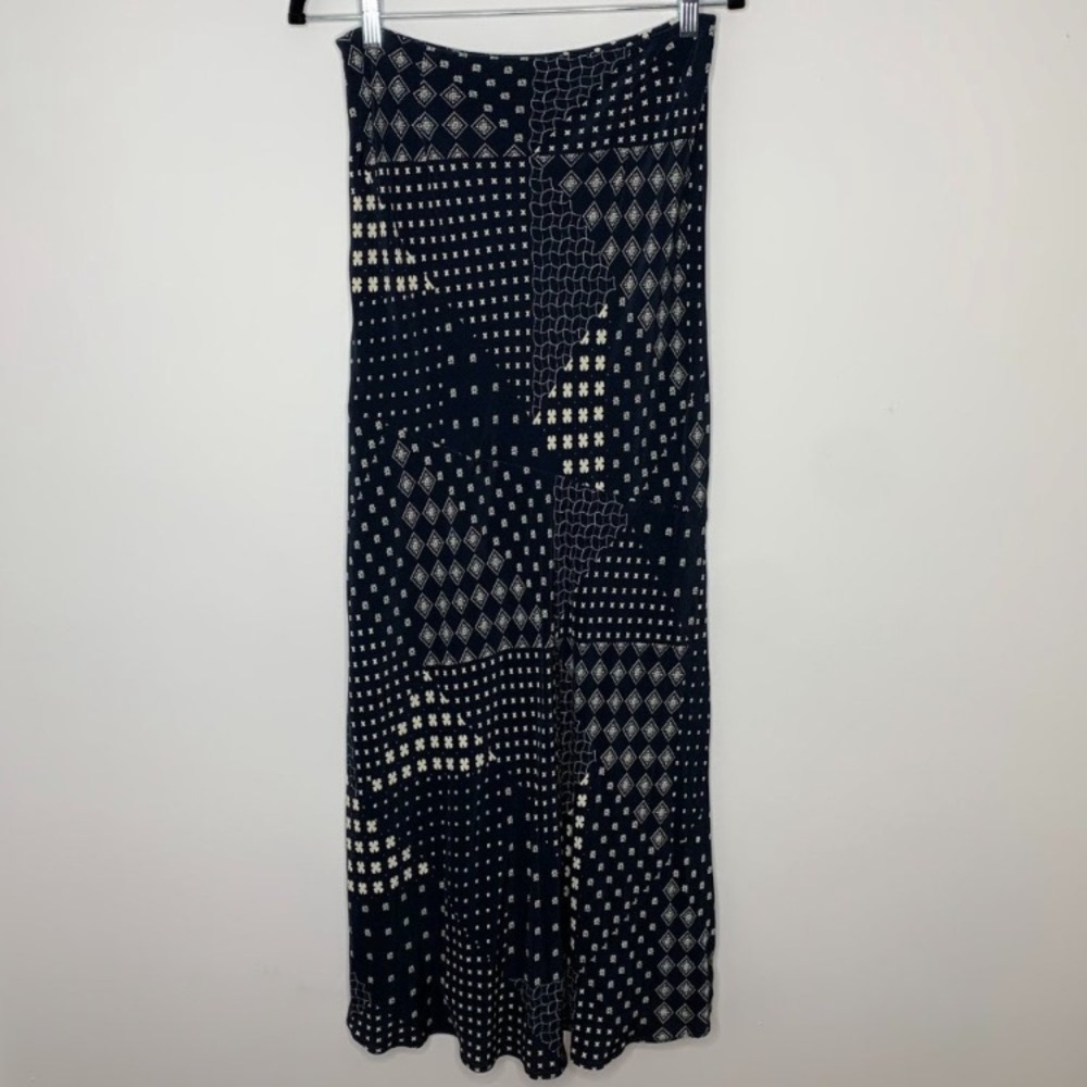 Midi skirt